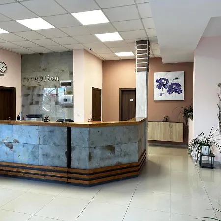 Admiral Plaza , Large Swimming Pool , 5 Min Walking To The Appartement Slantchev Briag